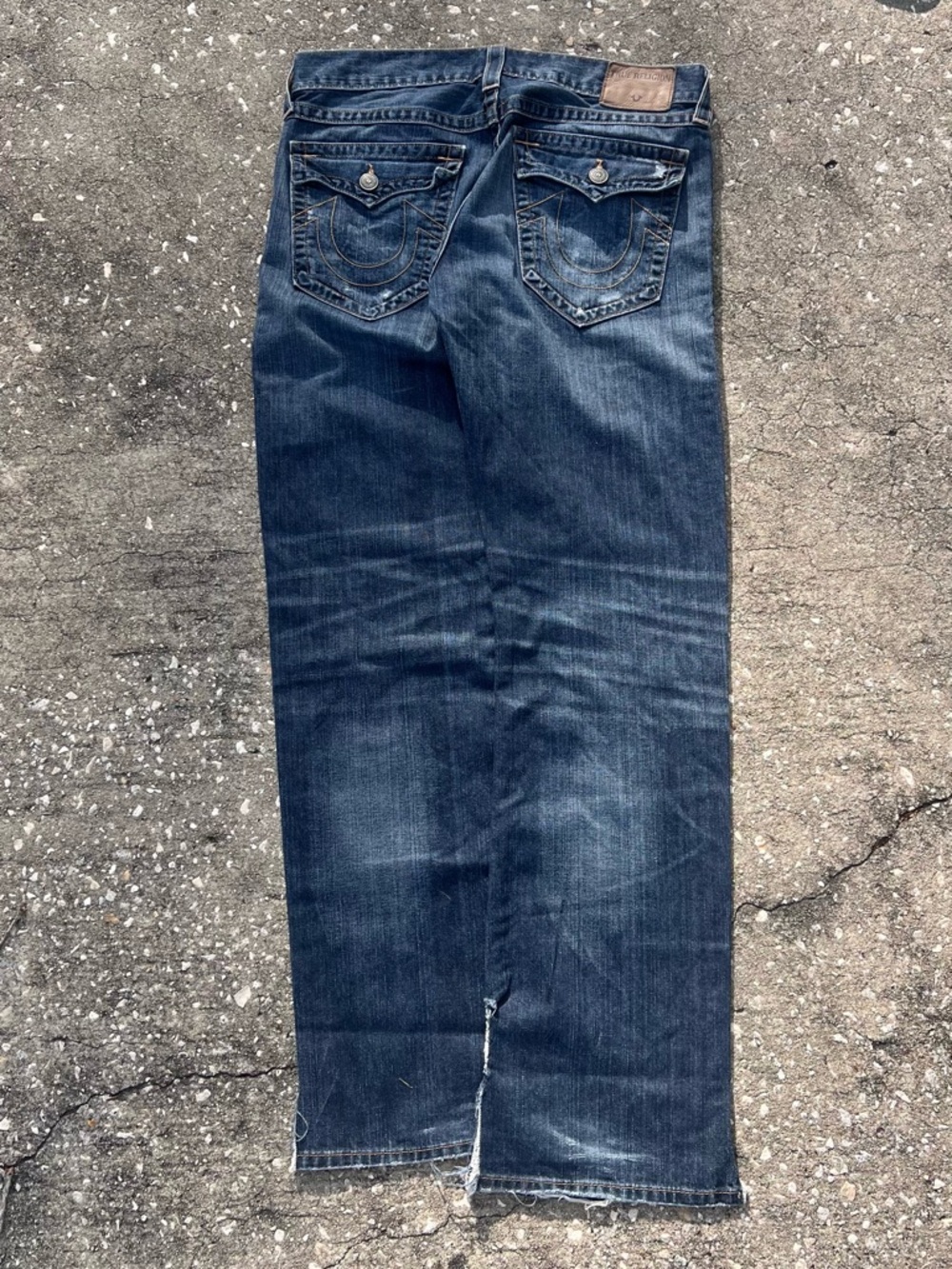 True Religion “Ricky” Relaxed Straight Jeans - Picture 7 of 8